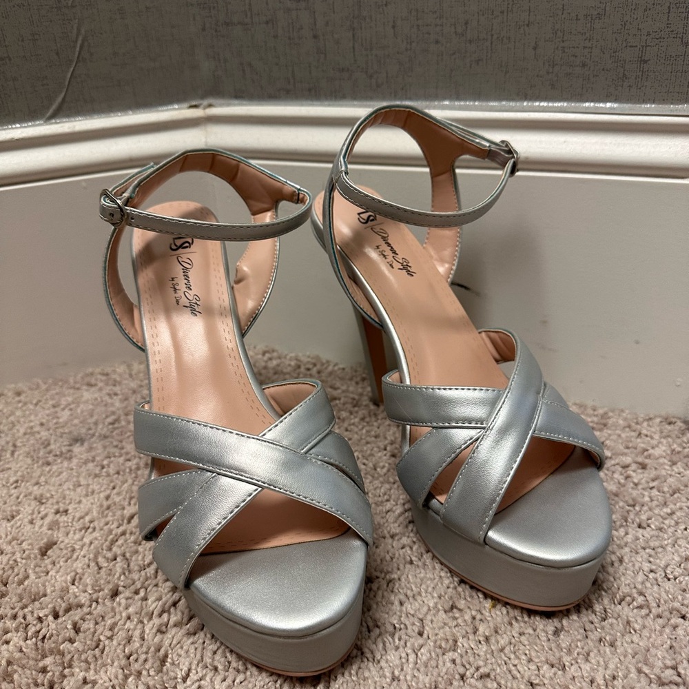 Diversity by Dion Silver Strappy Heels